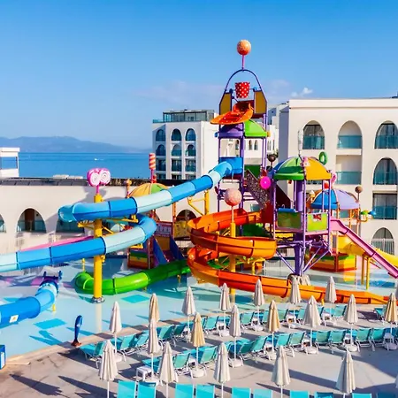 Infinity By Yelken Aquapark&resorts