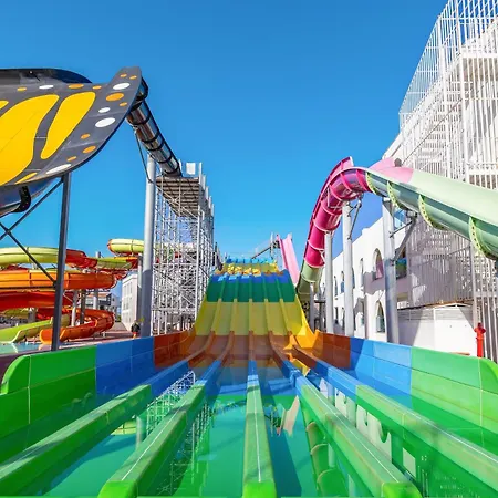 Infinity By Yelken Aquapark&resorts クシャダス