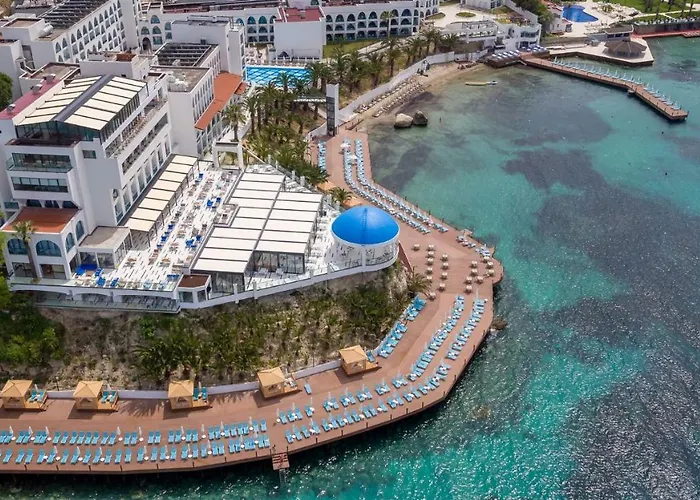 Hotel Infinity By Yelken Aquapark&resorts Kuşadası