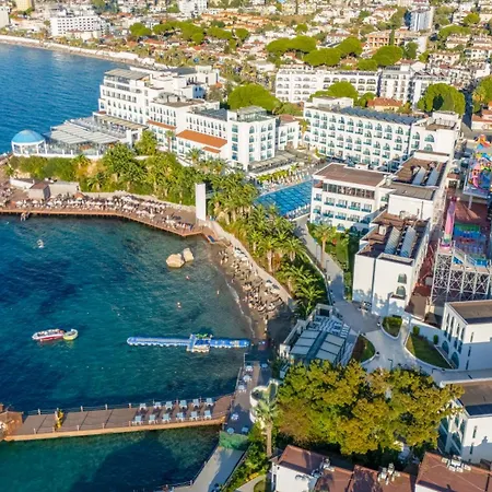 Otel Infinity By Yelken Aquapark&resorts Kuşadasi 5*