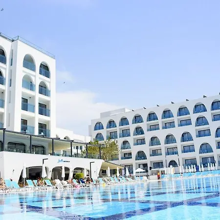 Infinity By Yelken Aquapark&resorts Отель Кушадасы
