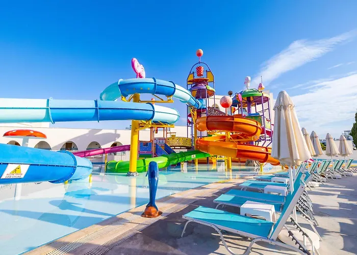 Hotel Infinity By Yelken Aquapark&resorts Kusadası