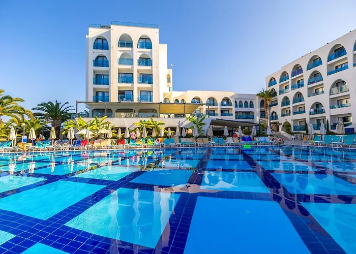 Infinity By Yelken Aquapark&resorts Hotel