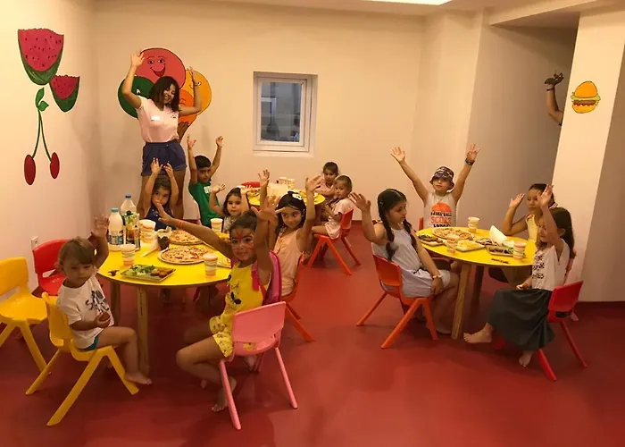 Infinity By Yelken Aquapark&resorts فندق كوشاداسيه